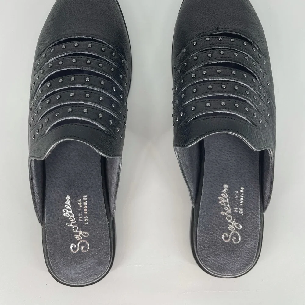 SEYCHELLES NWB Undivided Studded Black and Silver Mules Shoes Size 8 - Picture 4 of 7